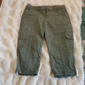 Style & Co cargo crop olive khaki